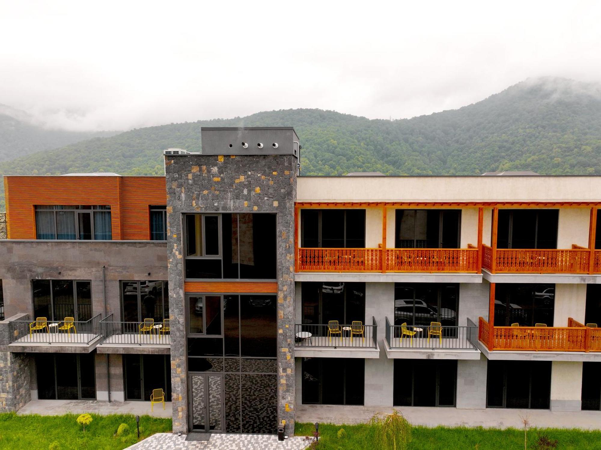 Dili Town And *