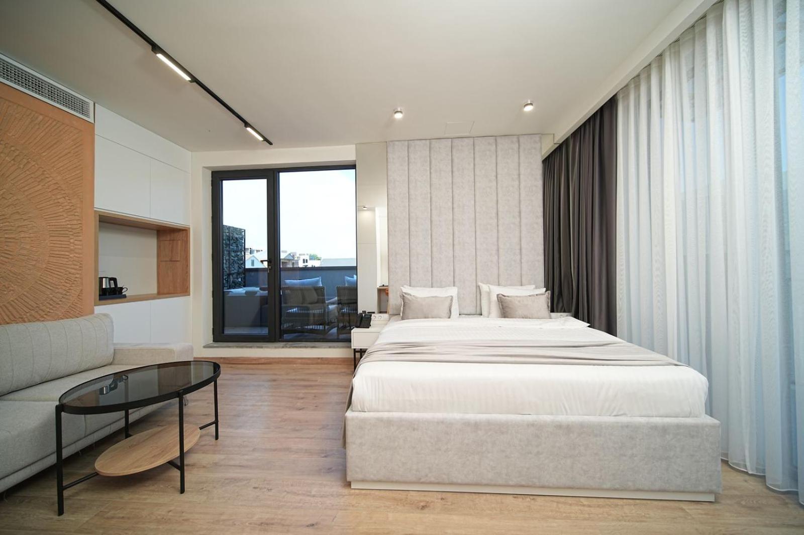 Aparthotel Dili Town And