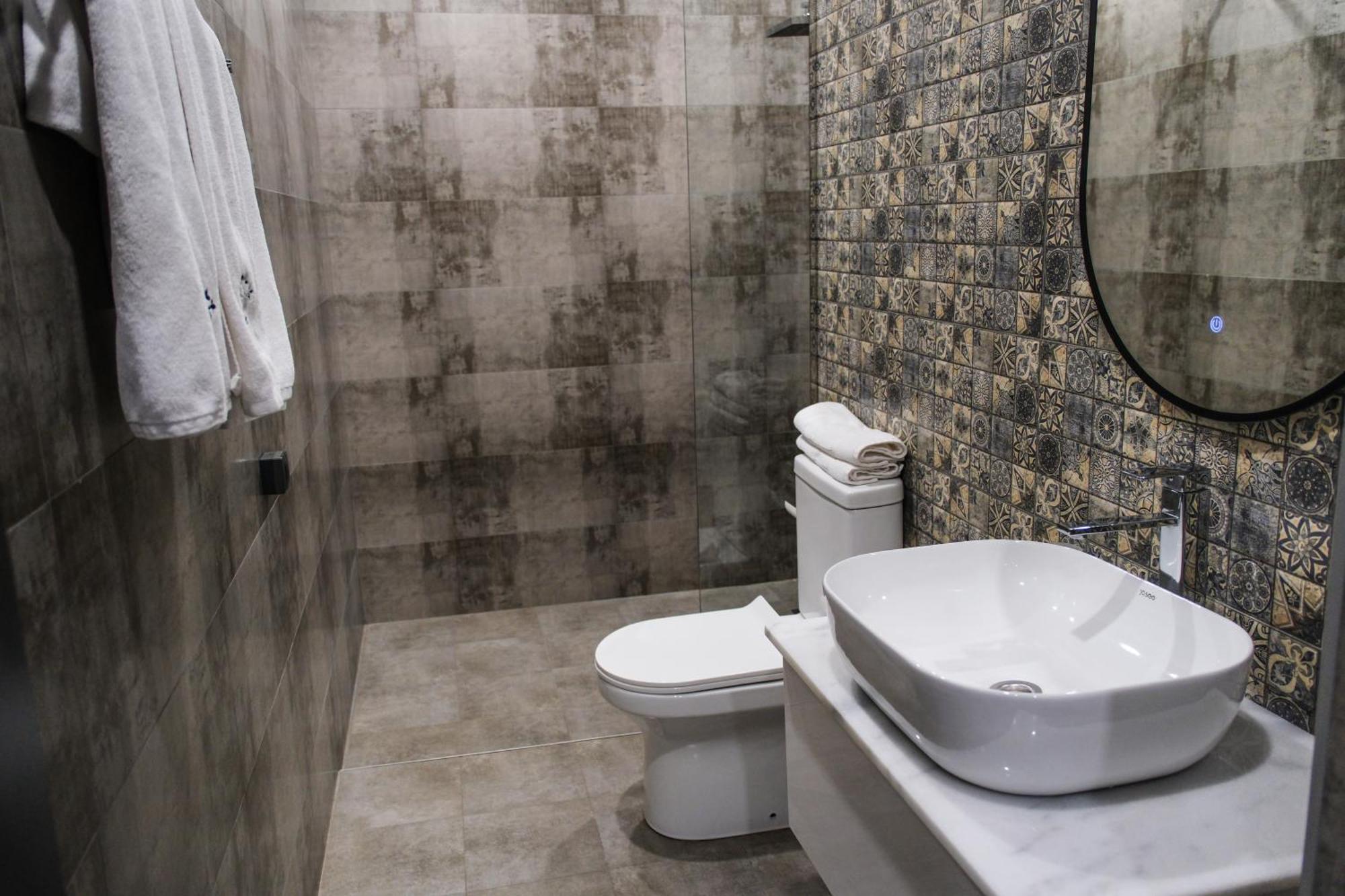Aparthotel Dili Town And