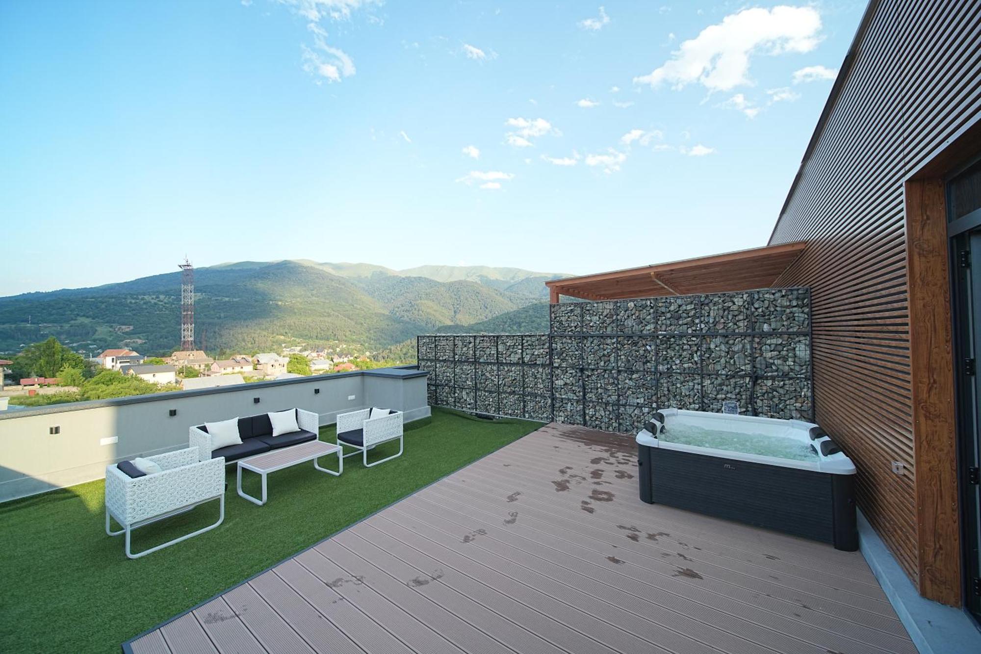 Aparthotel Dili Town And